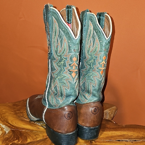 Tony Lama Brown Leather Boots with Teal Embroidery - Picture 5 of 13